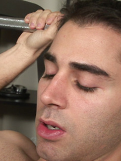 Nico is 26 years old man from Italia