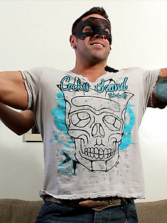 Huge dude in mask gets cock service from lucky sucker