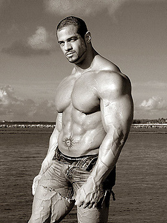 Huggest amateur bodybuilder Karim