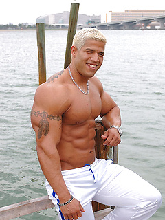 Check out sizzling hot muscle from Holland