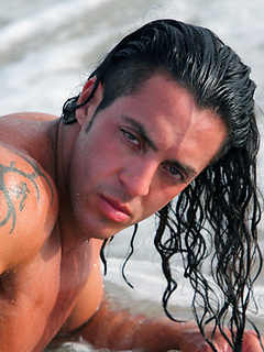 Alex Descha, latino muscle stripper from Miami