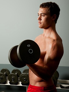 Personal trainer Cole Markum shows you every inch of his incredible muscle stud body