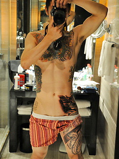 Nasty amateur teen boy\'s pictures