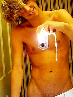 Enjoy the view of the cute teen boysâ€™ dicks