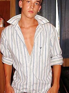 Enjoy the view of the cute teen boysâ€™ dicks