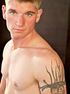 Boyd is gorgeous, with piercing blue eyes, saucer nipples, and rock hard abs
