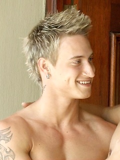 Billy Cotton and Dario Dolce Flip Flop