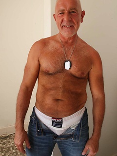 This sexy silver Daddy loves to fuck