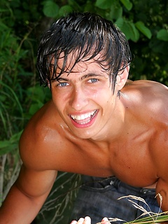 Enjoy Alfonso Ruiz, one of the hottest guys one will ever see