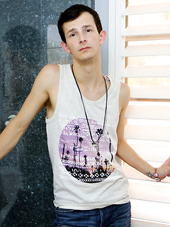 Getting Steamy In The Shower With Jasper